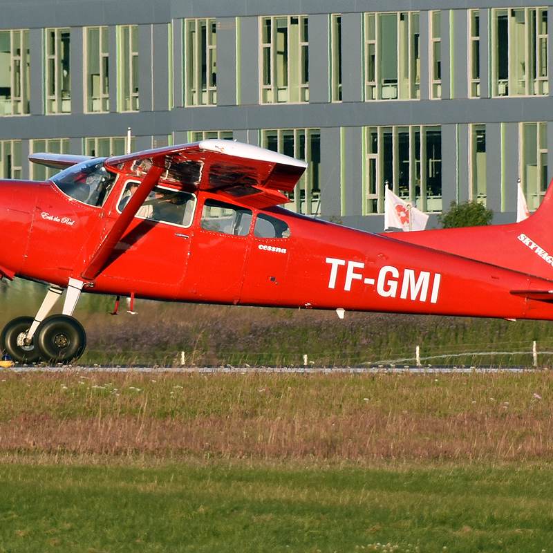 TF-GMI - Cessna