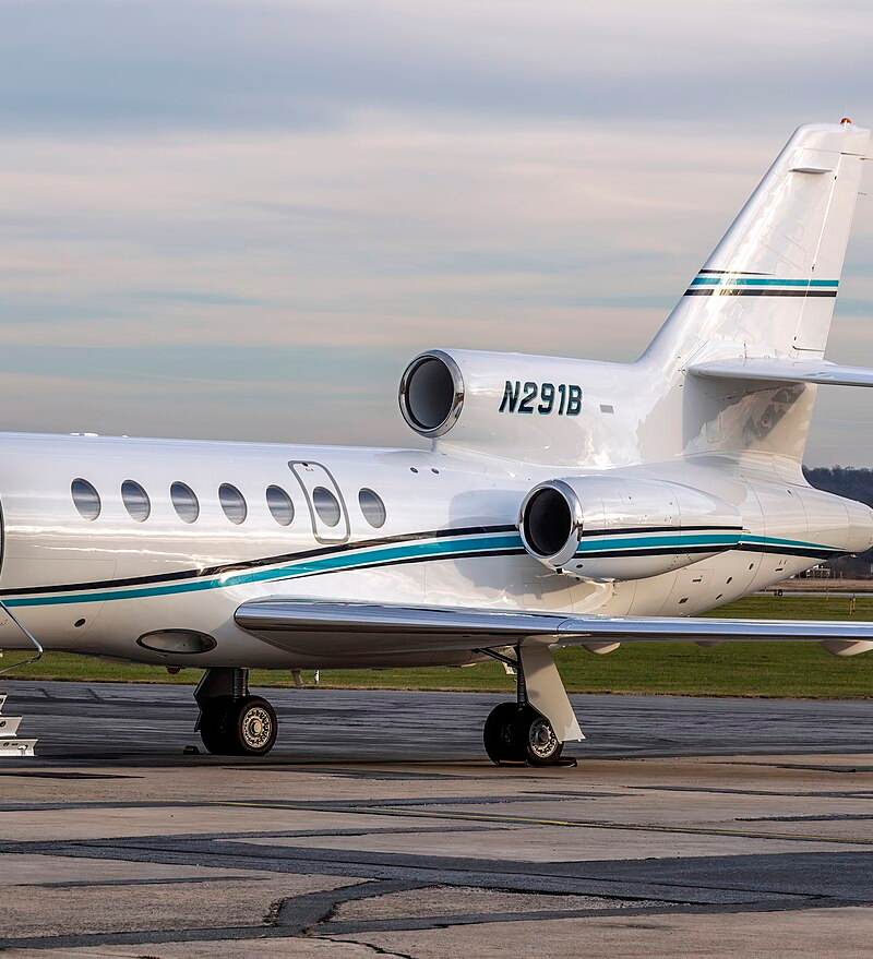 N291B - Business jet