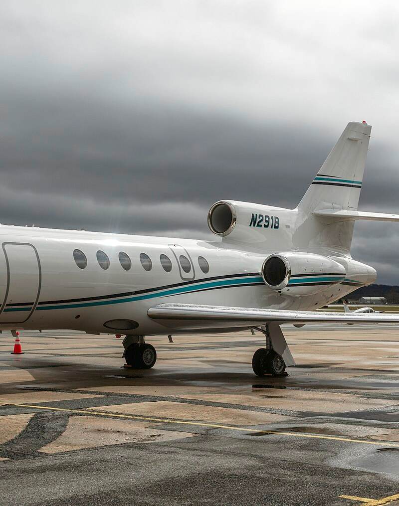 N291B - Business jet