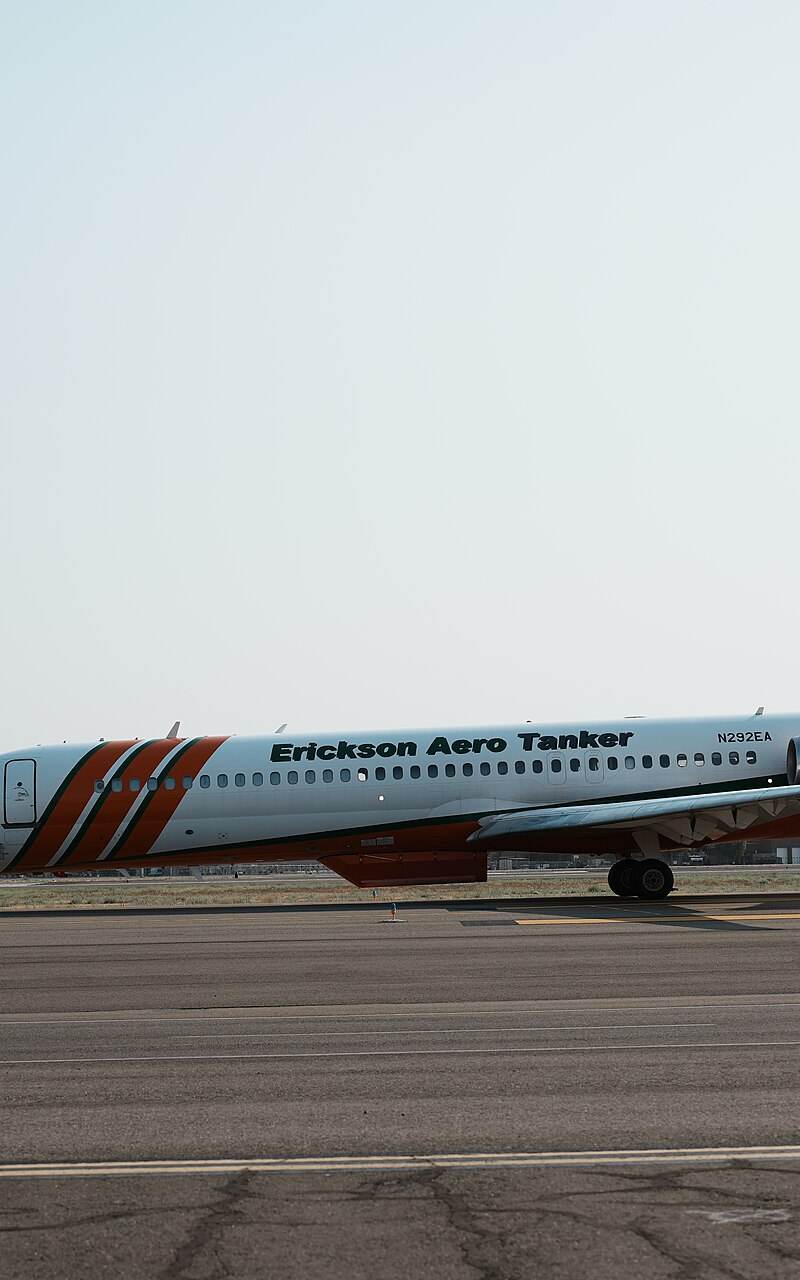 N292EA - Douglas