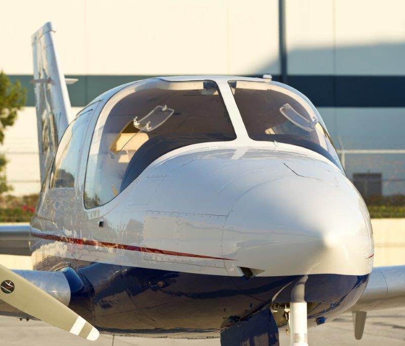 N26GW - Twin-engine aircraft