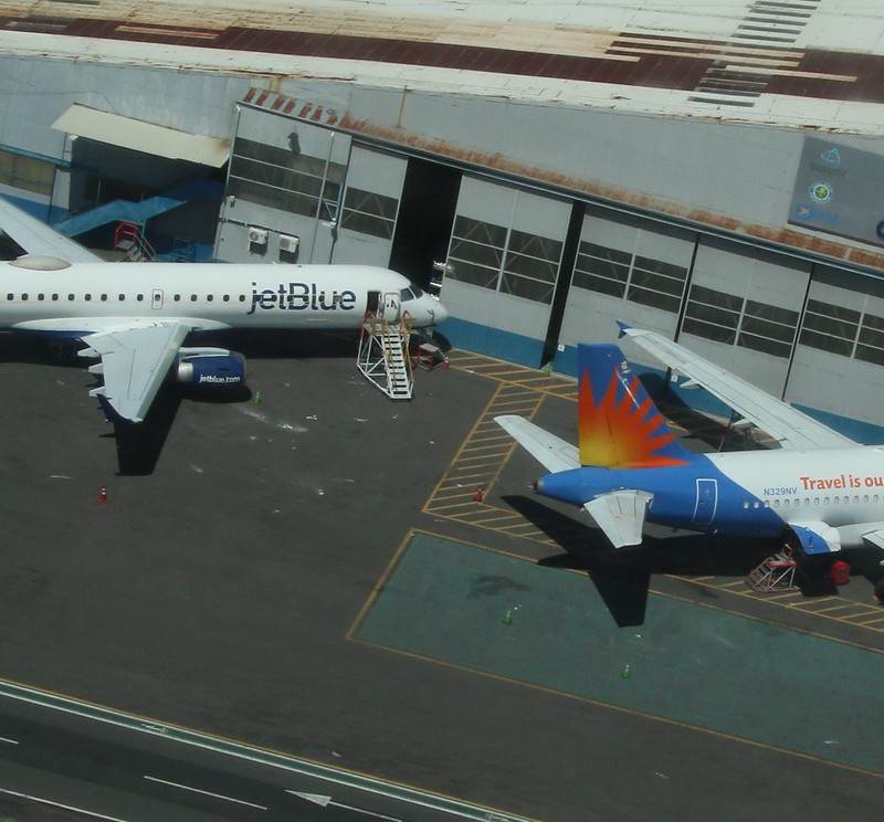 N309JB - Embraer