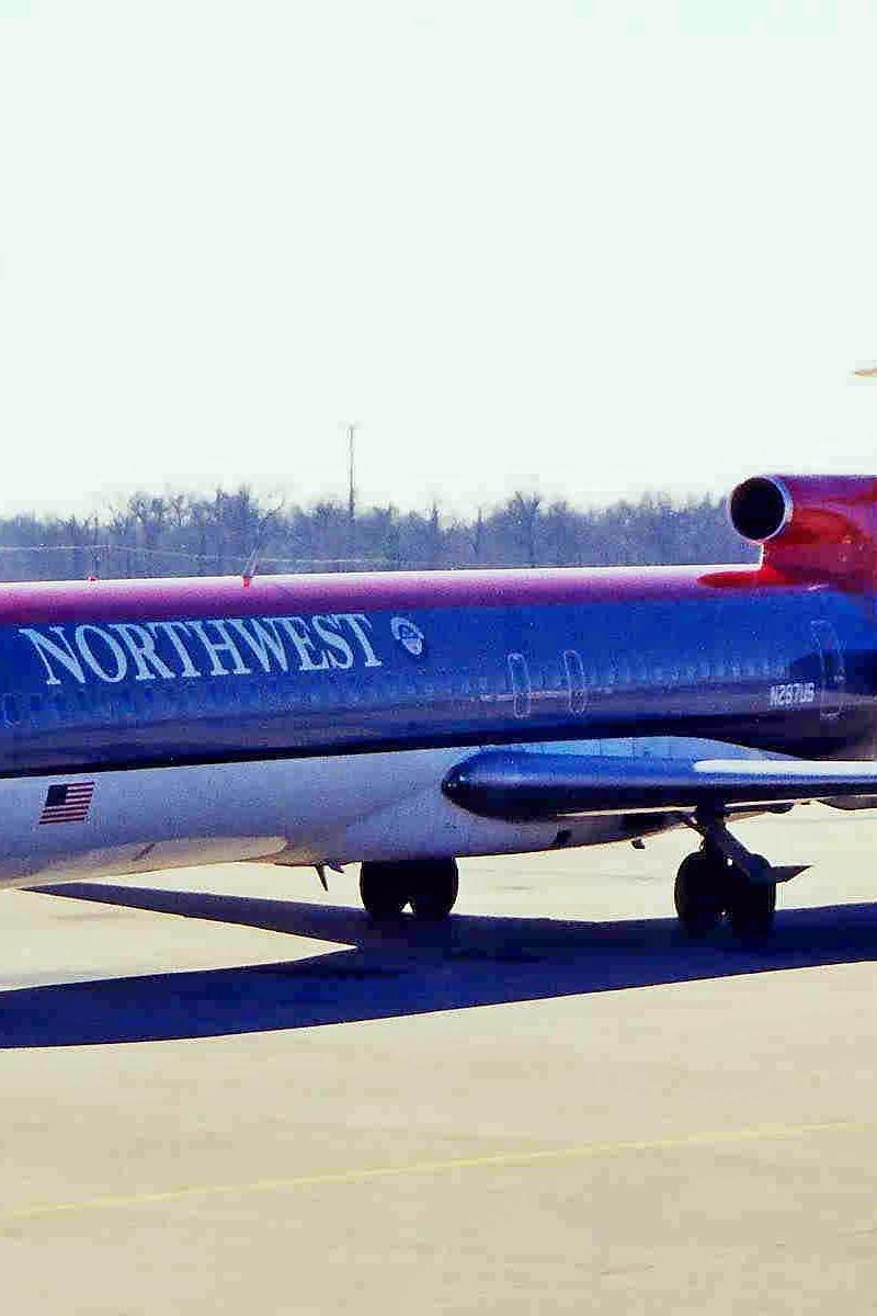 N297US - Douglas