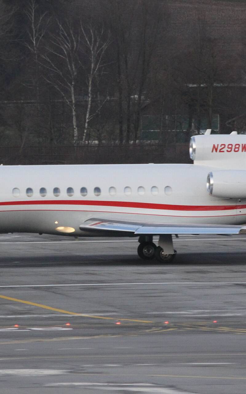 N298W - Business jet