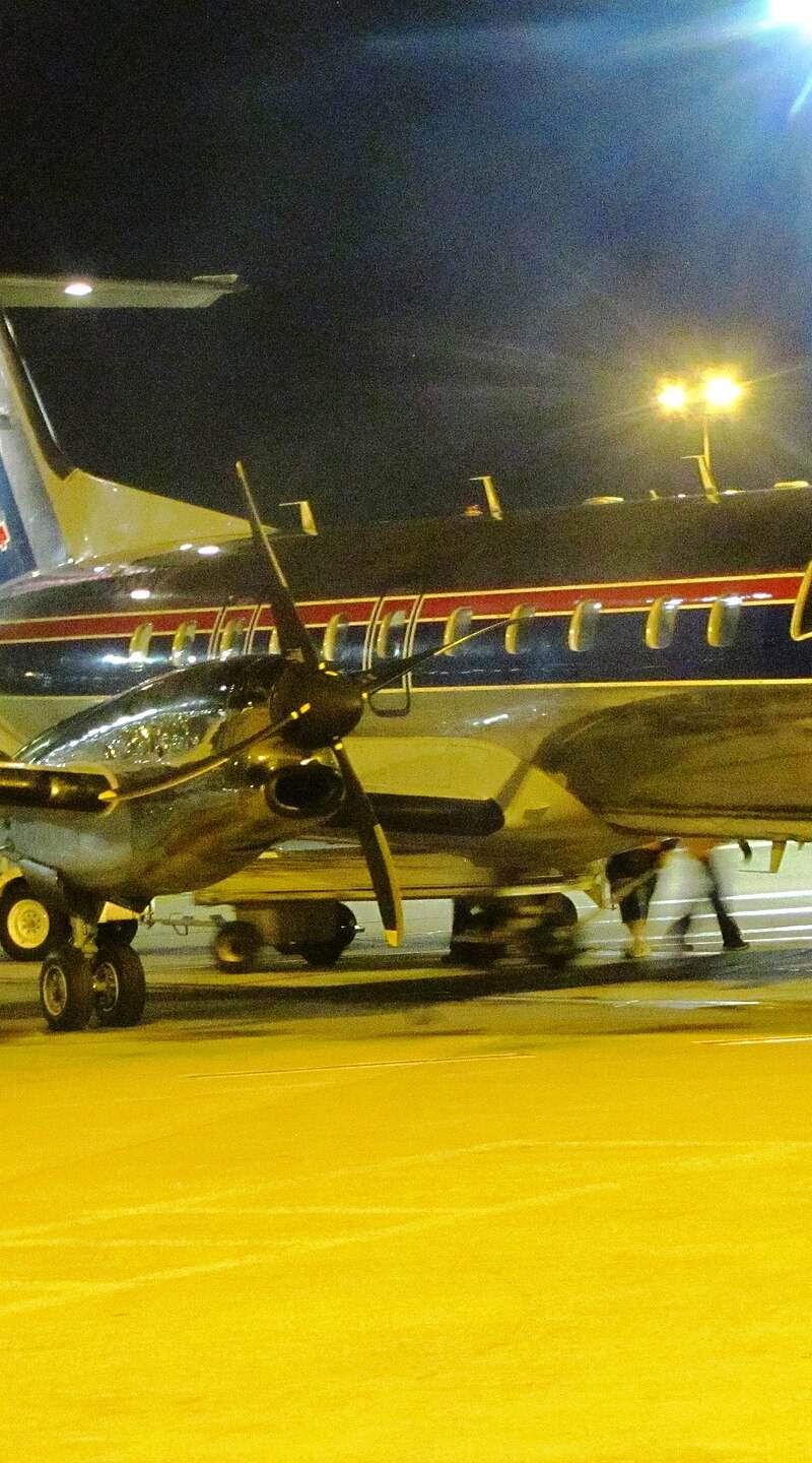 N299SW - Twin-engine aircraft