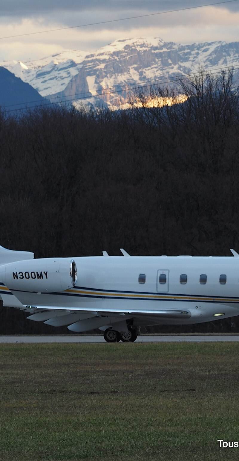 N300MY - Business jet