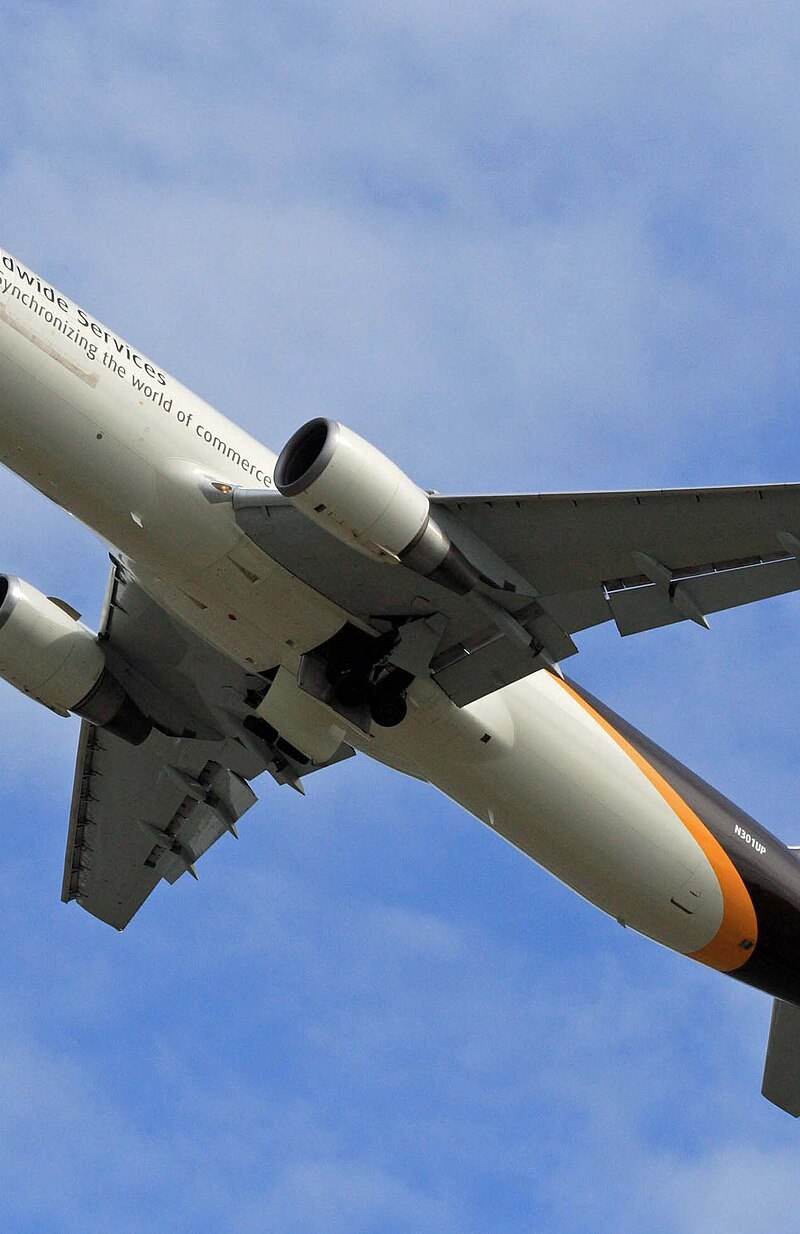 N301UP - Twin-engine aircraft