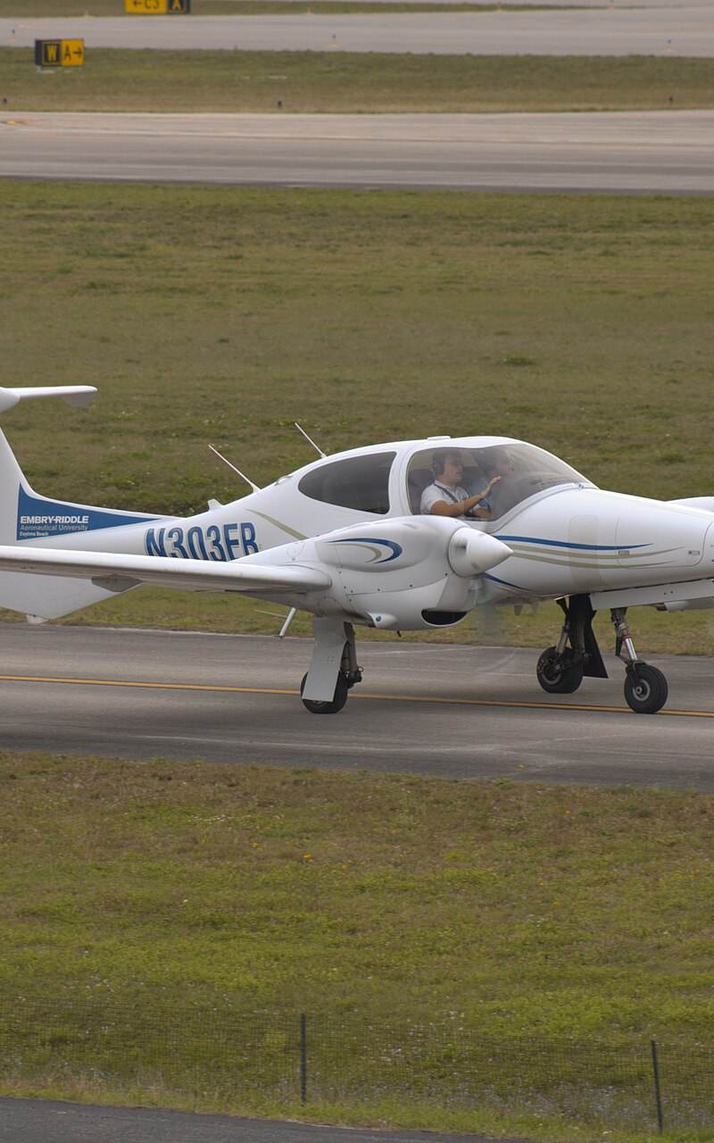 N303ER - Diamond