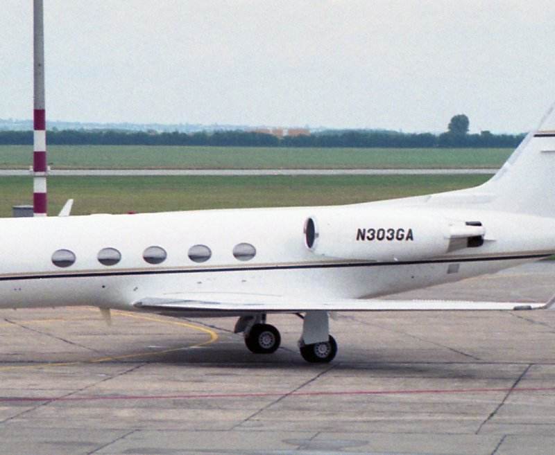 N303GA - Business jet