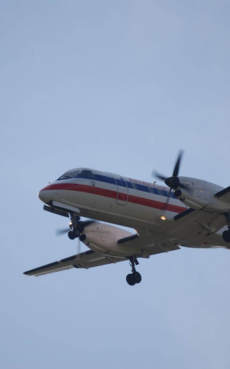 N304AE - Twin-engine aircraft