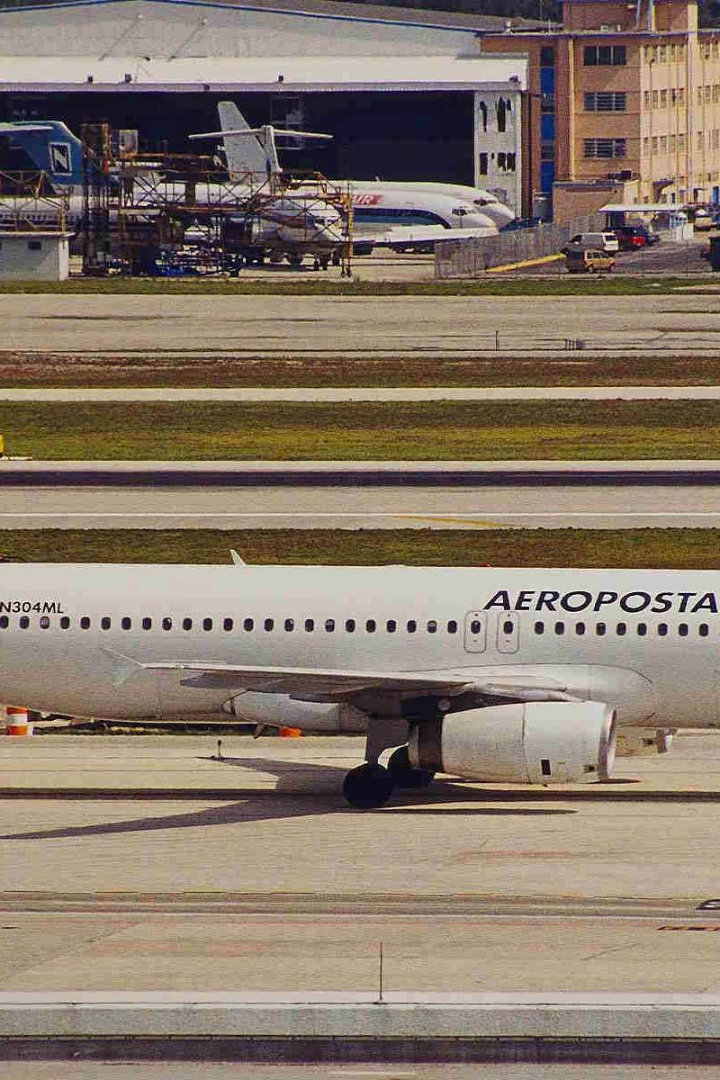 N304ML - Airbus