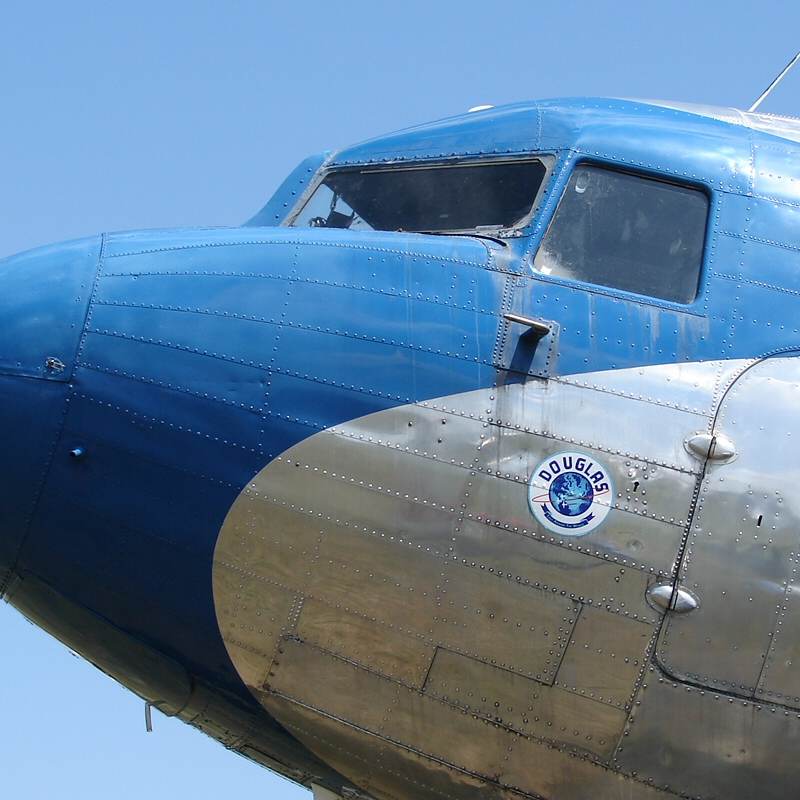 N28AA - Douglas