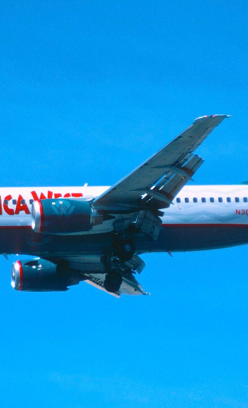 N305AW - Boeing