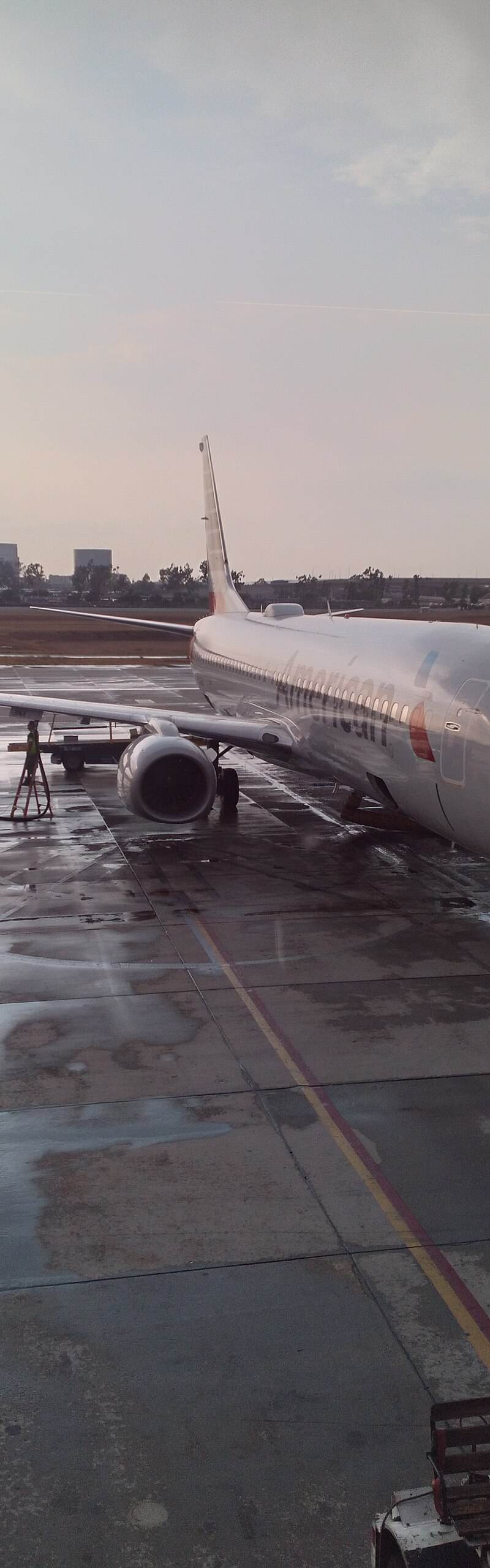 N305NX - Boeing