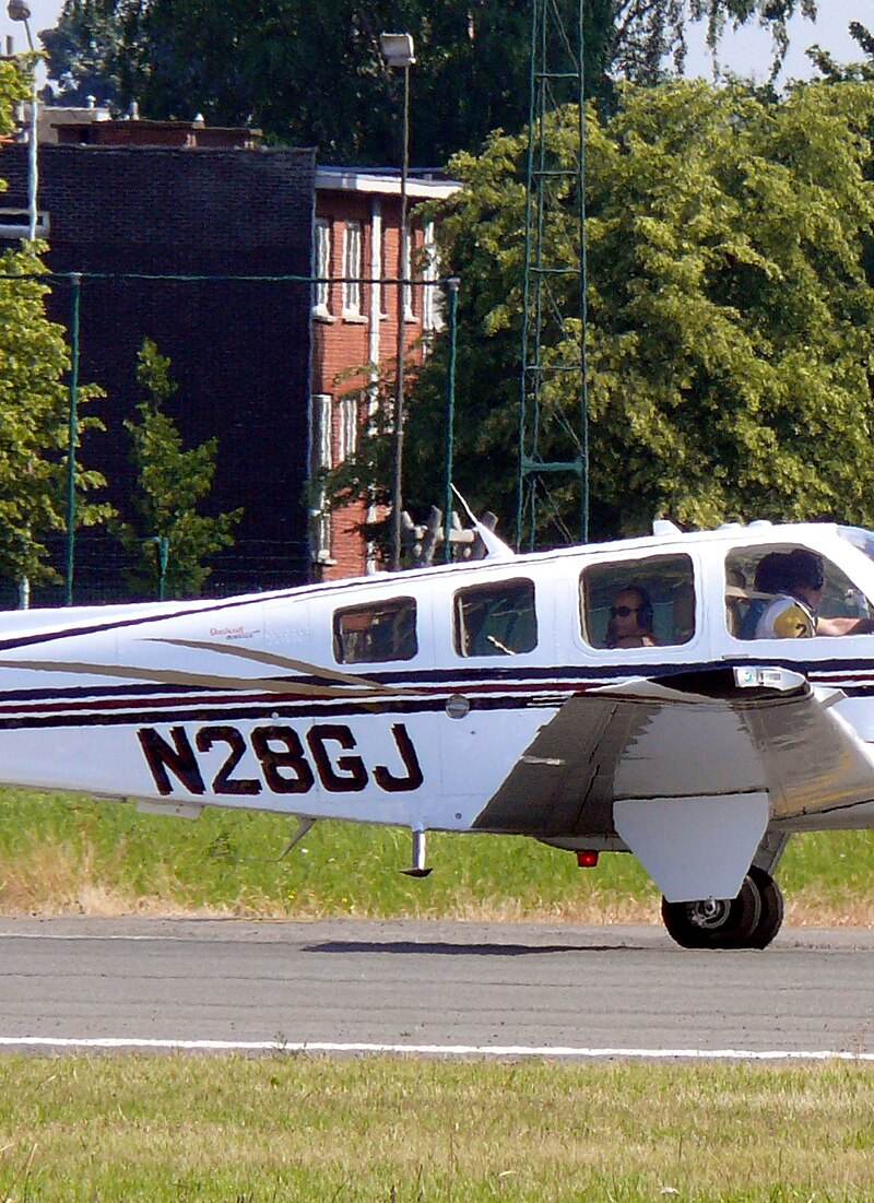 N28GJ - Beechcraft