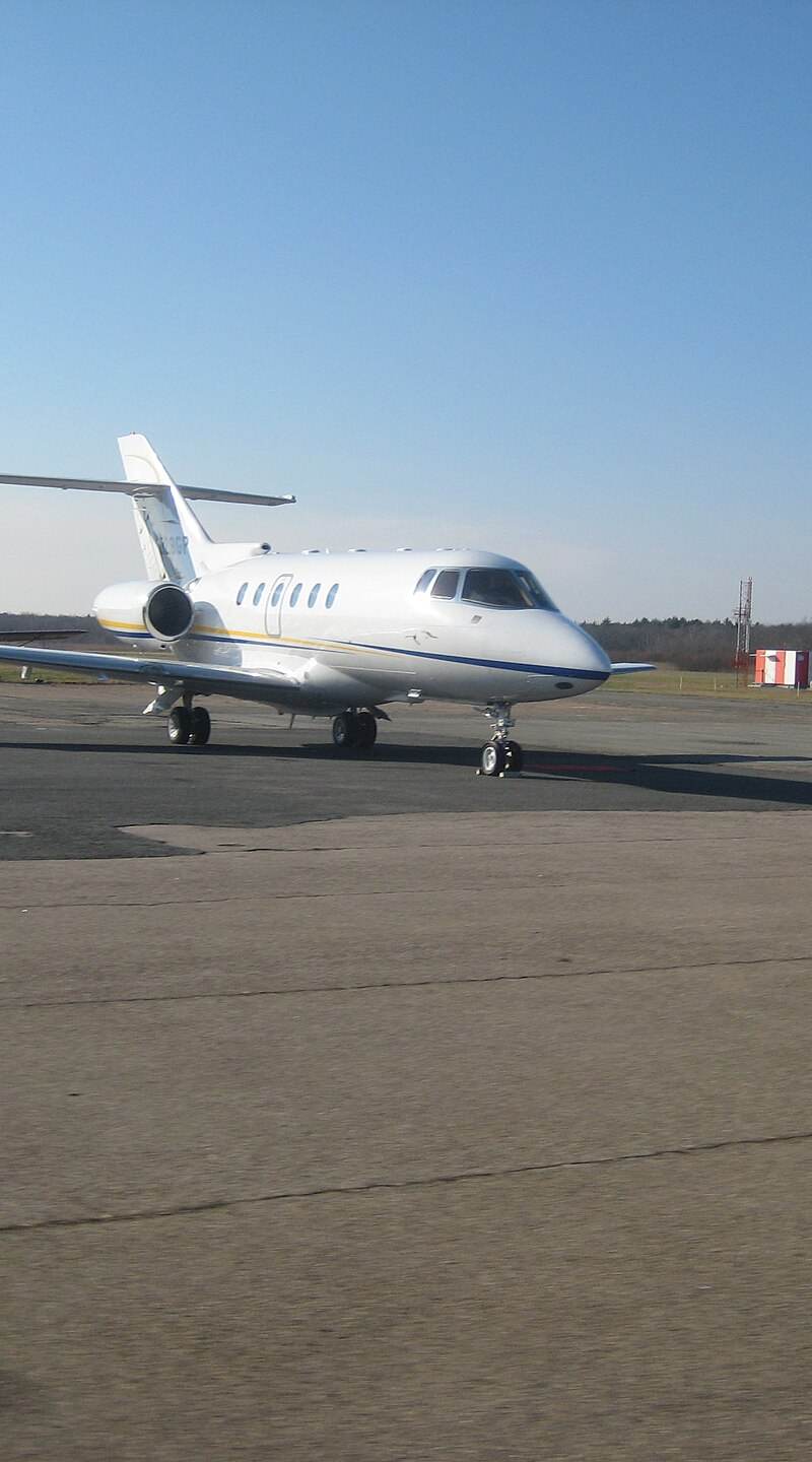 N28GP - Business jet