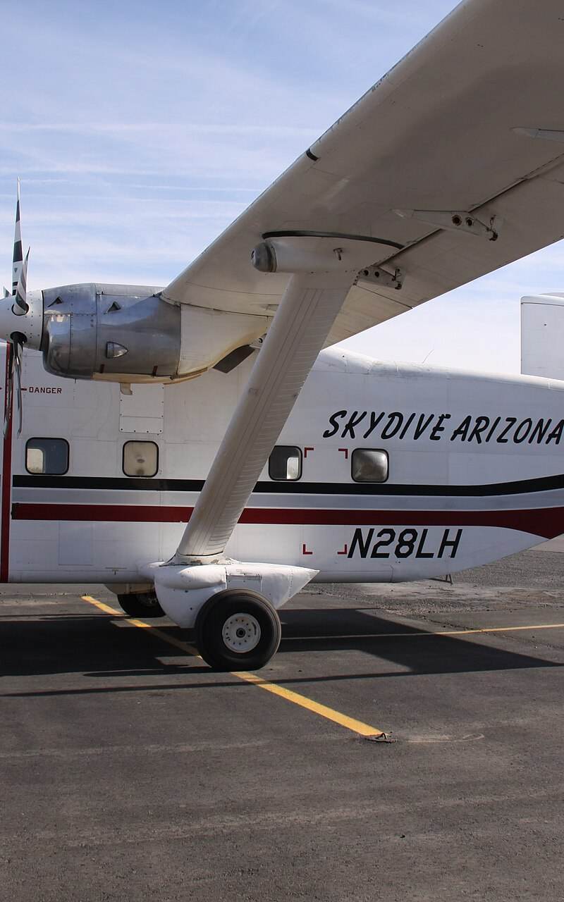 N28LH - Aircraft