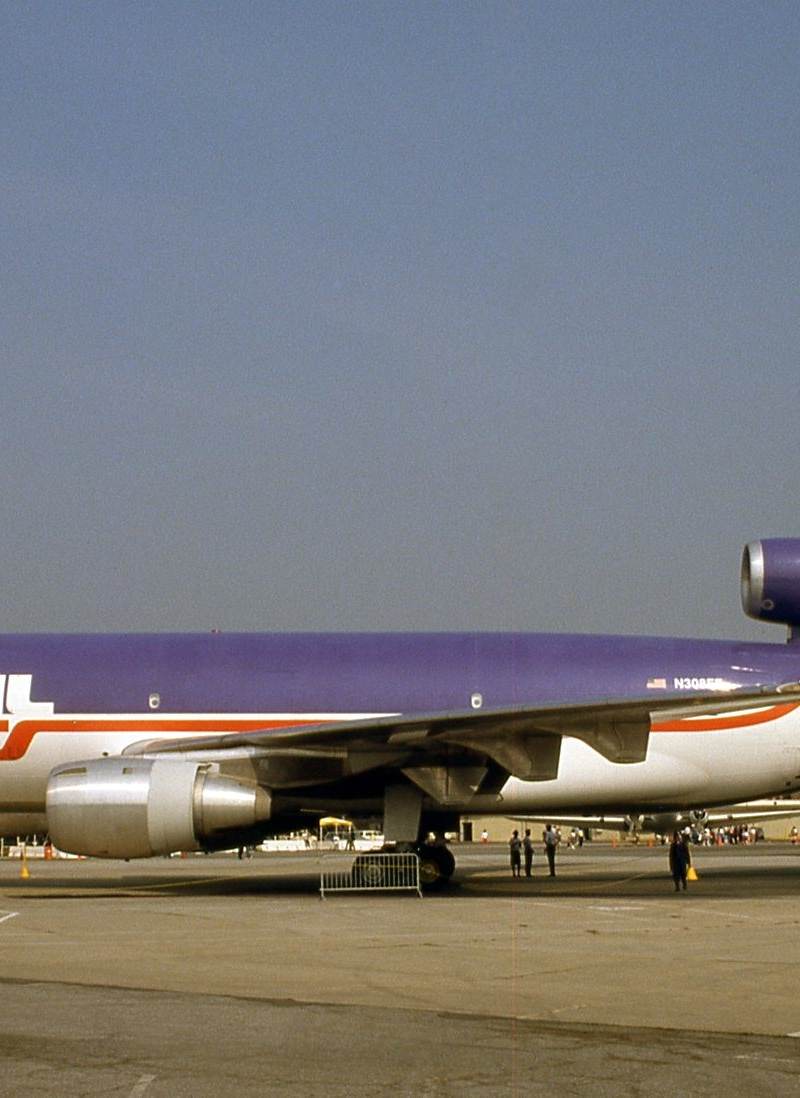 N308FE - Douglas