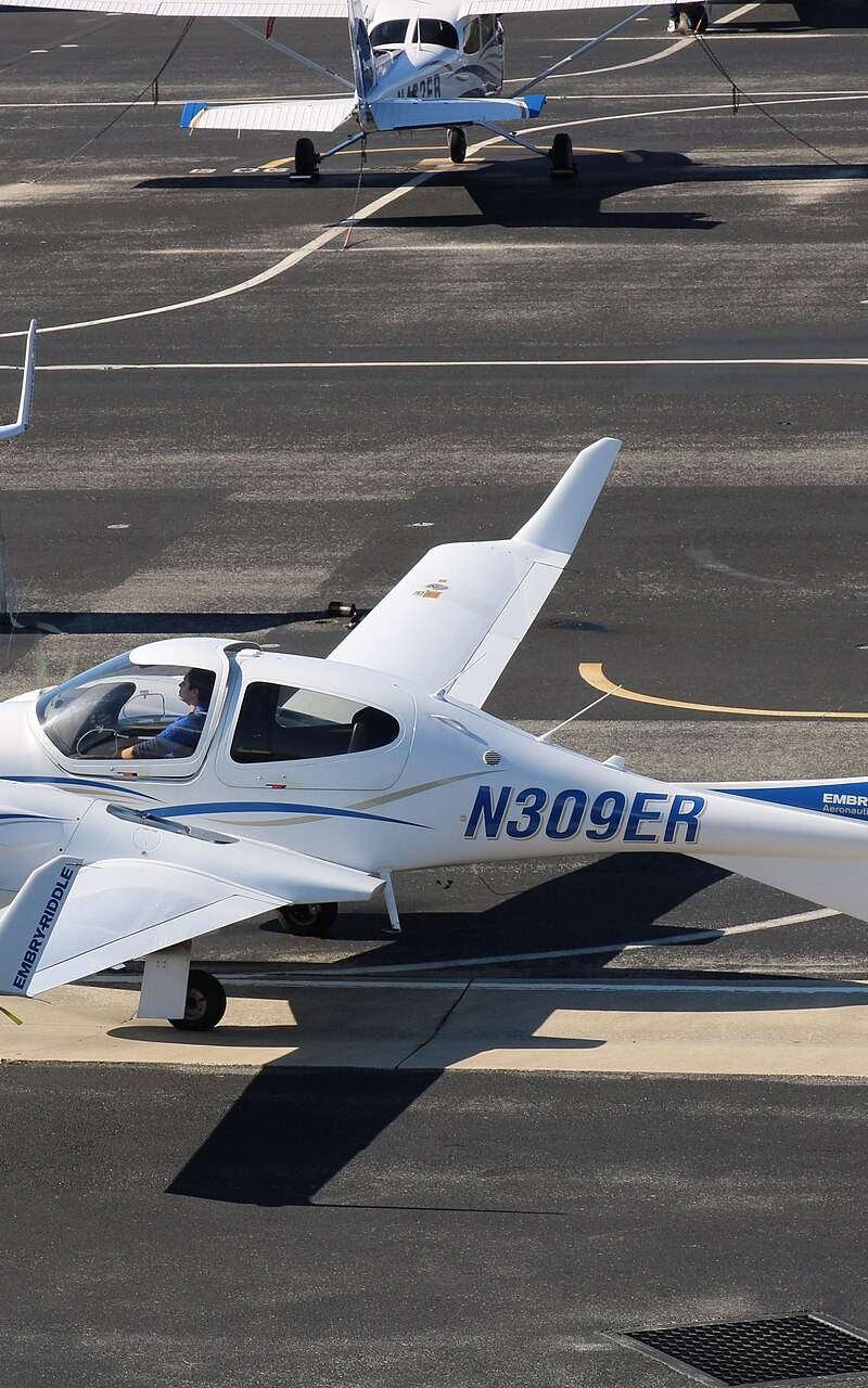 N309ER - Diamond