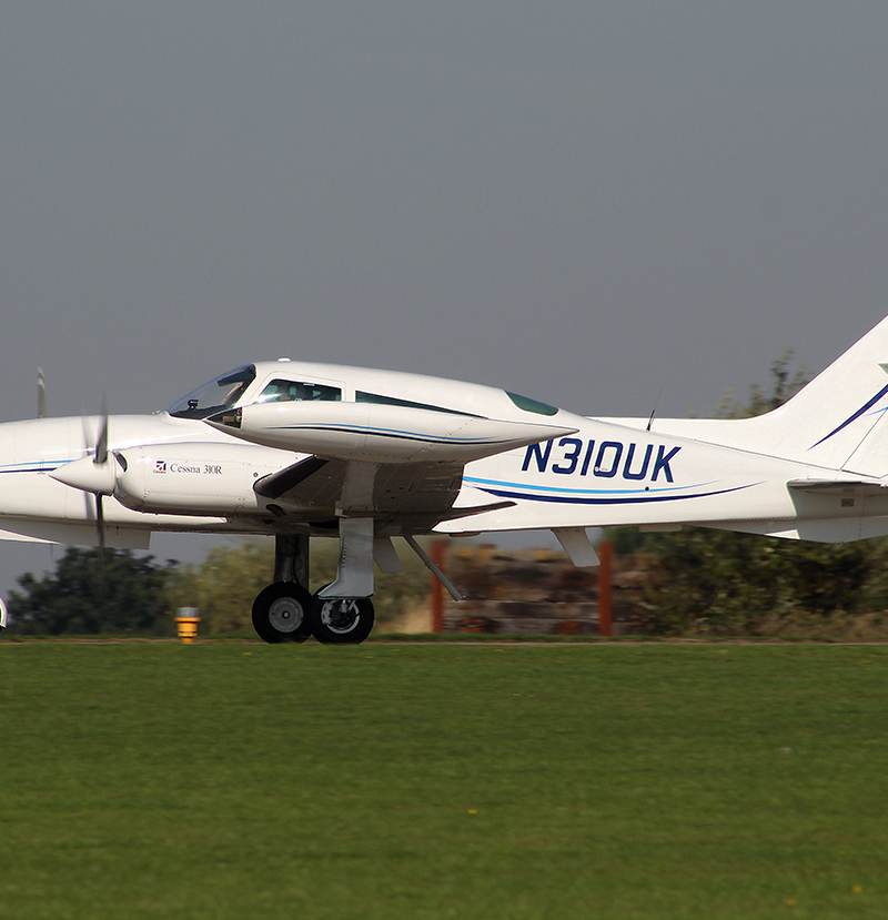 N310UK - Cessna