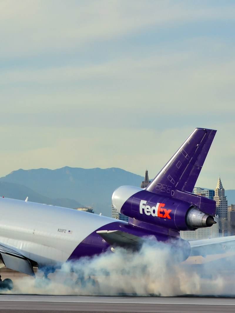 N311FE - Douglas