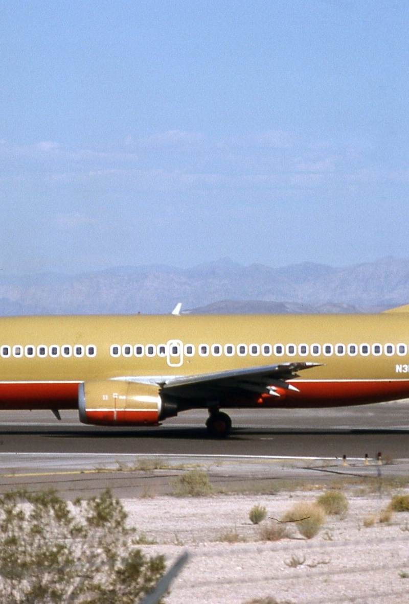 N311SW - Boeing