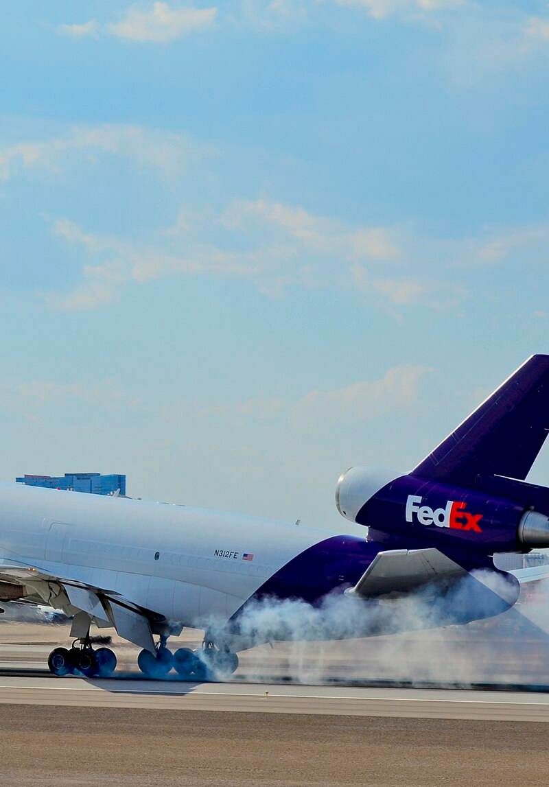 N312FE - Douglas