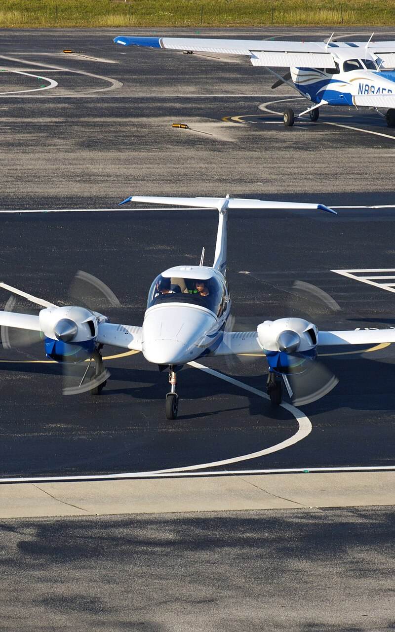 N313ER - Diamond