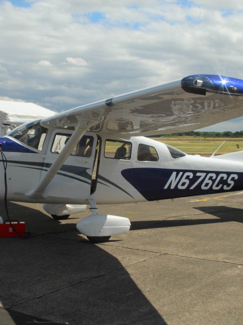 N676CS - Single-engine aircraft