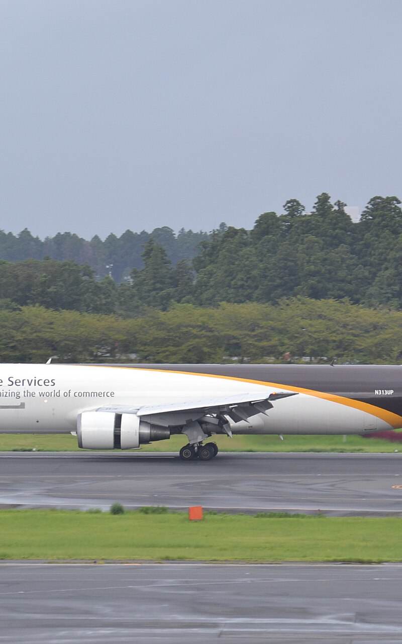 N313UP - Twin-engine aircraft