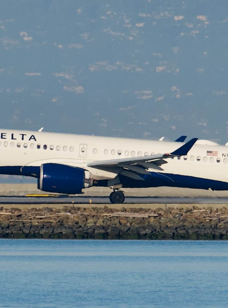 N316DU - Airbus