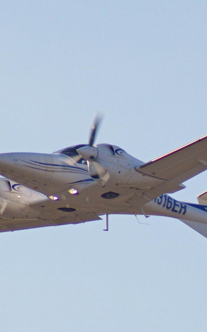 N316ER - Diamond