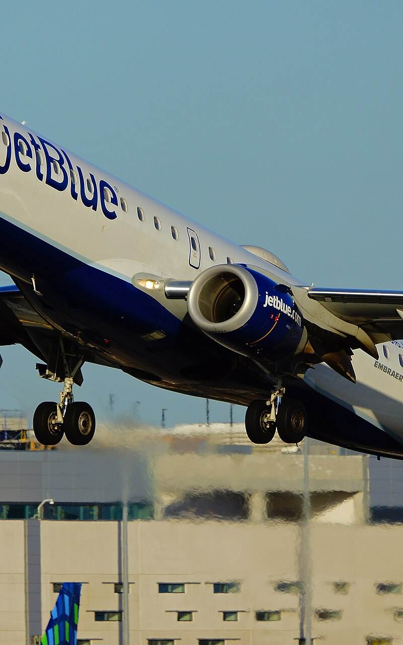 N316JB - Embraer
