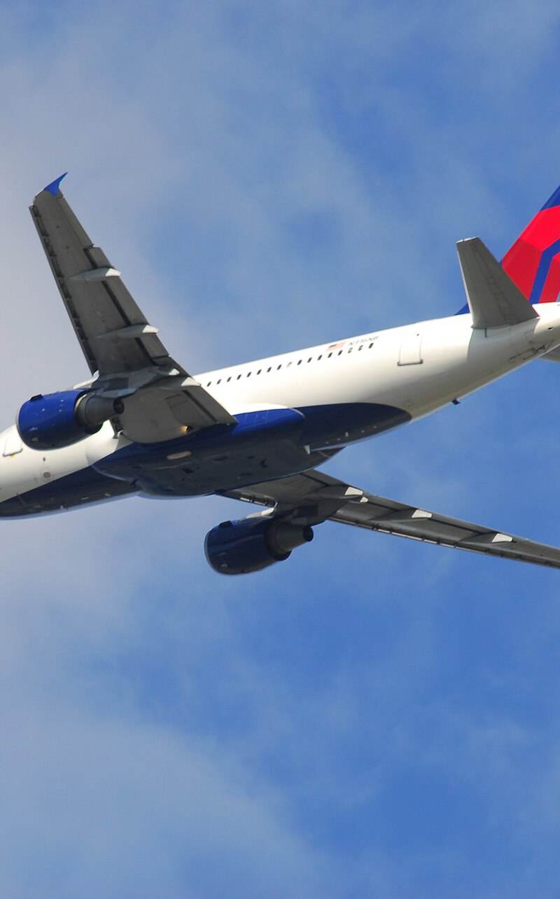 N316NB - Twin-engine aircraft