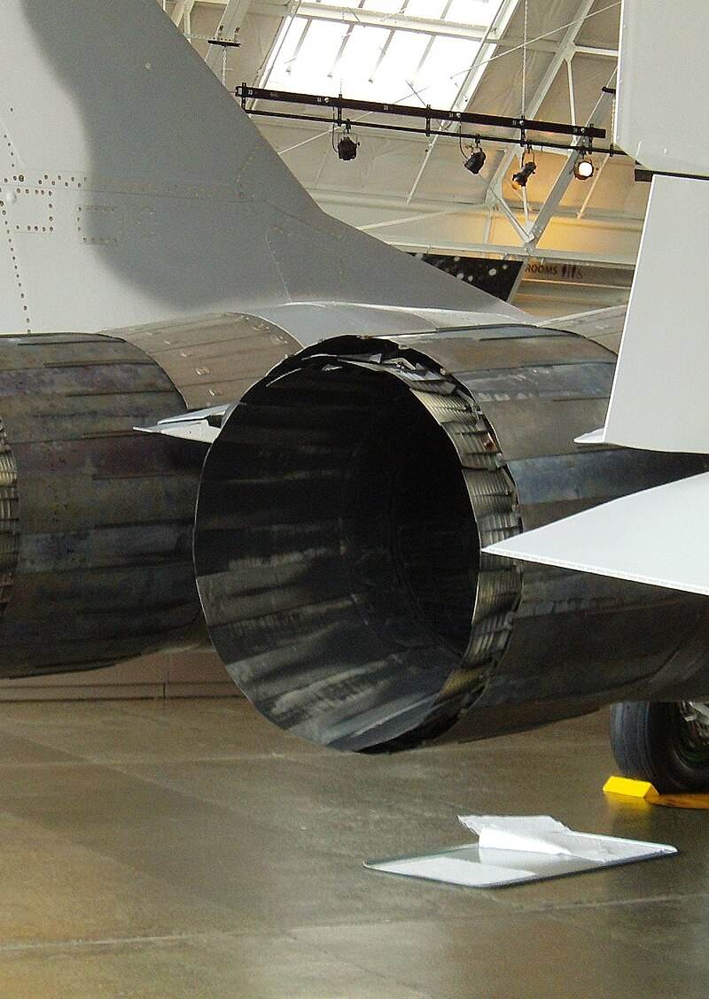 N29UB - Twin-engine aircraft