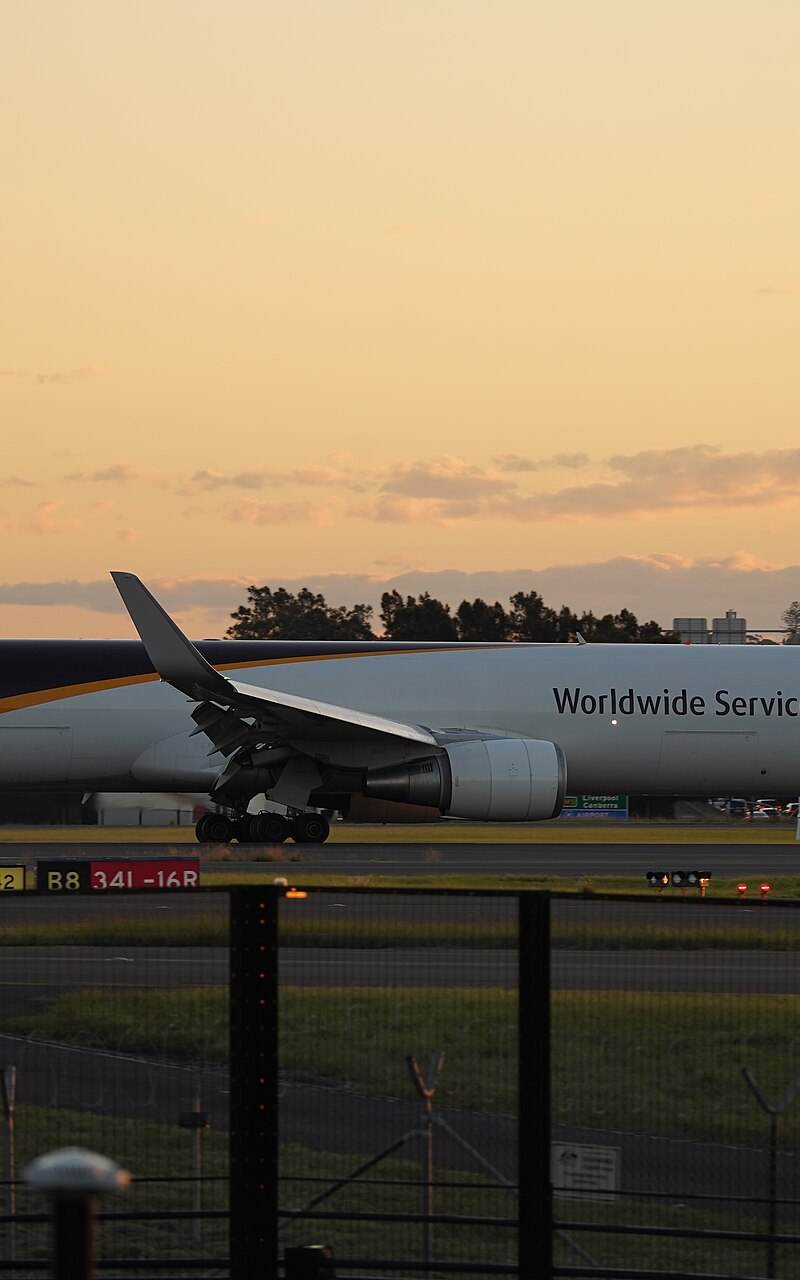 N317UP - Twin-engine aircraft