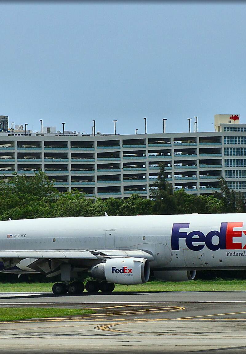 N319FE - Douglas