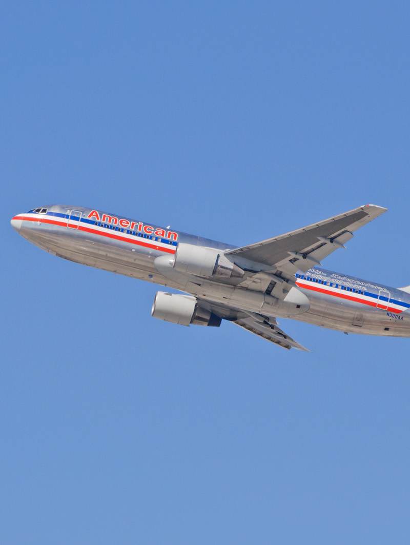 N320AA - Boeing