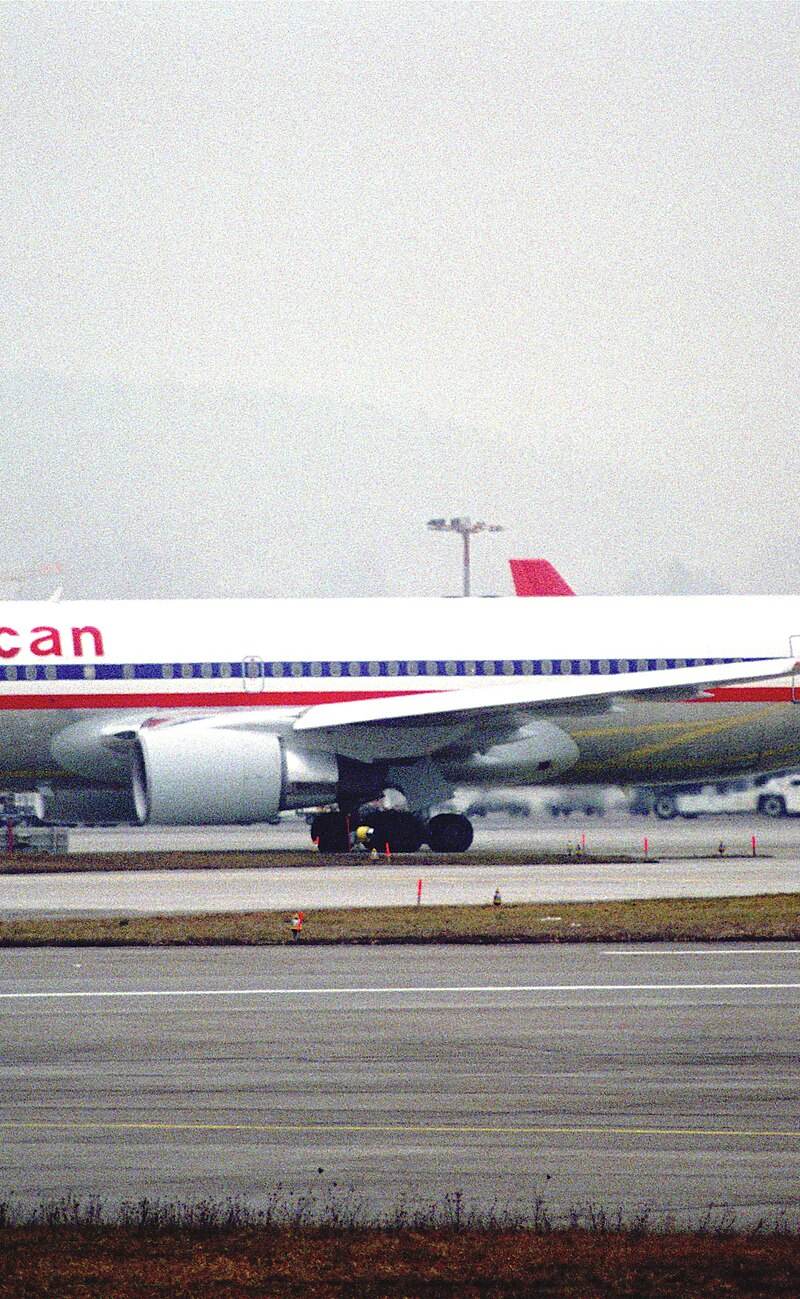N320AA - Boeing