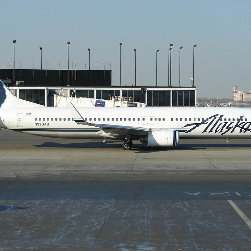 N320AS - Boeing