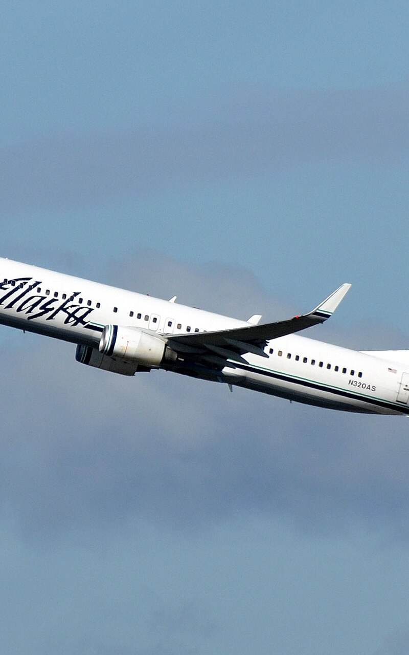 N320AS - Boeing
