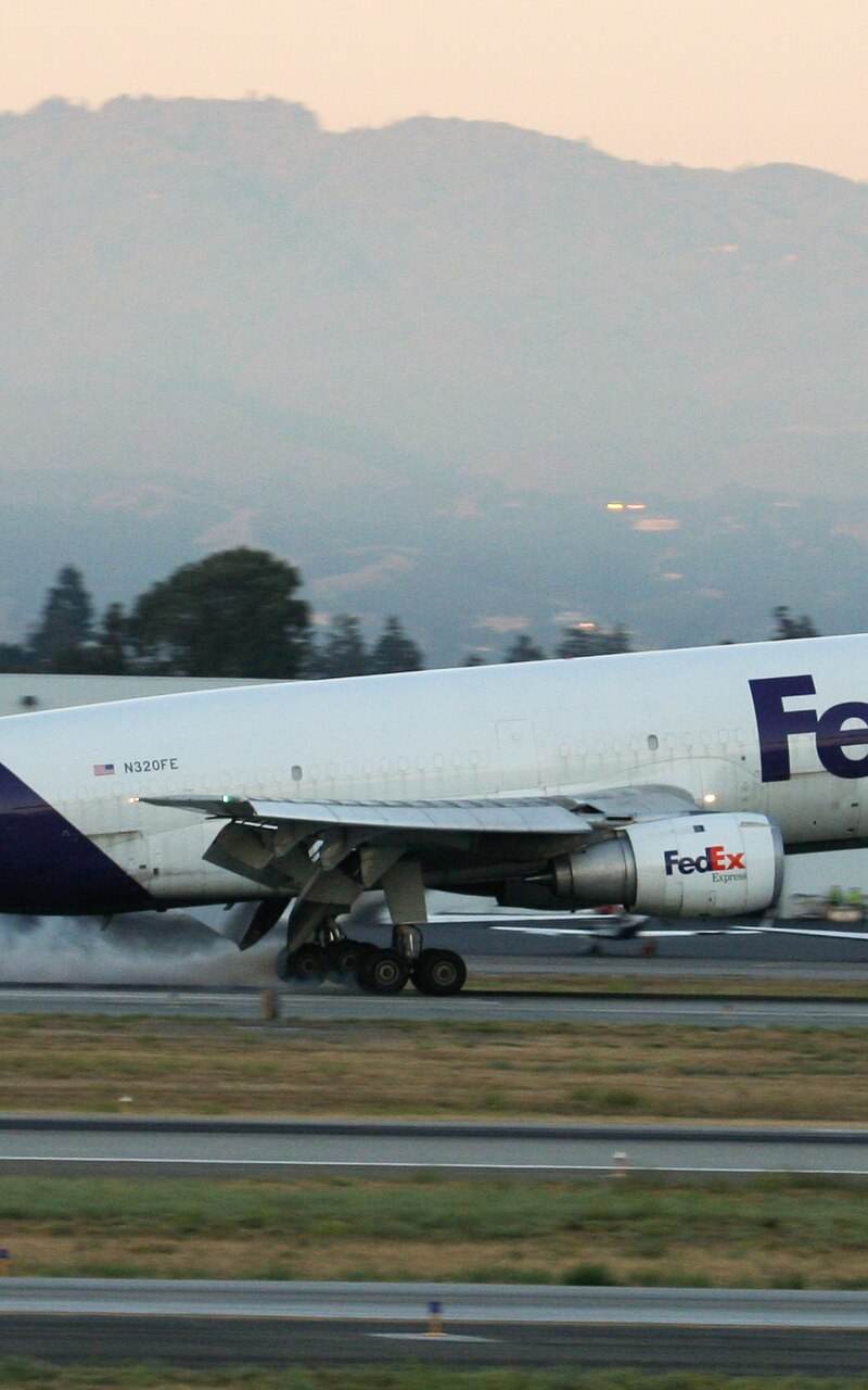 N320FE - Douglas