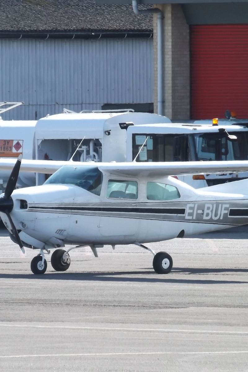 EI-BUF - Cessna