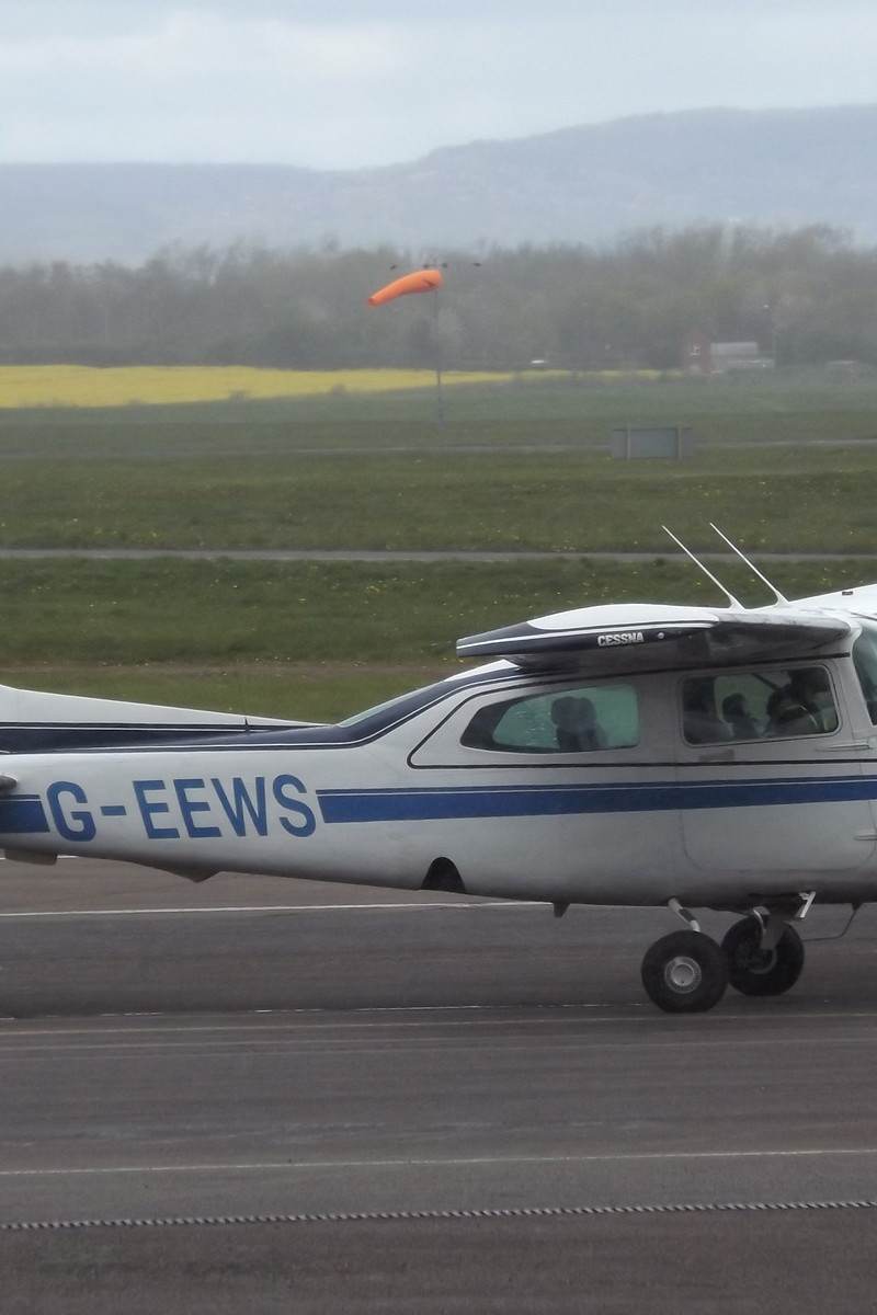 G-EEWS - Cessna