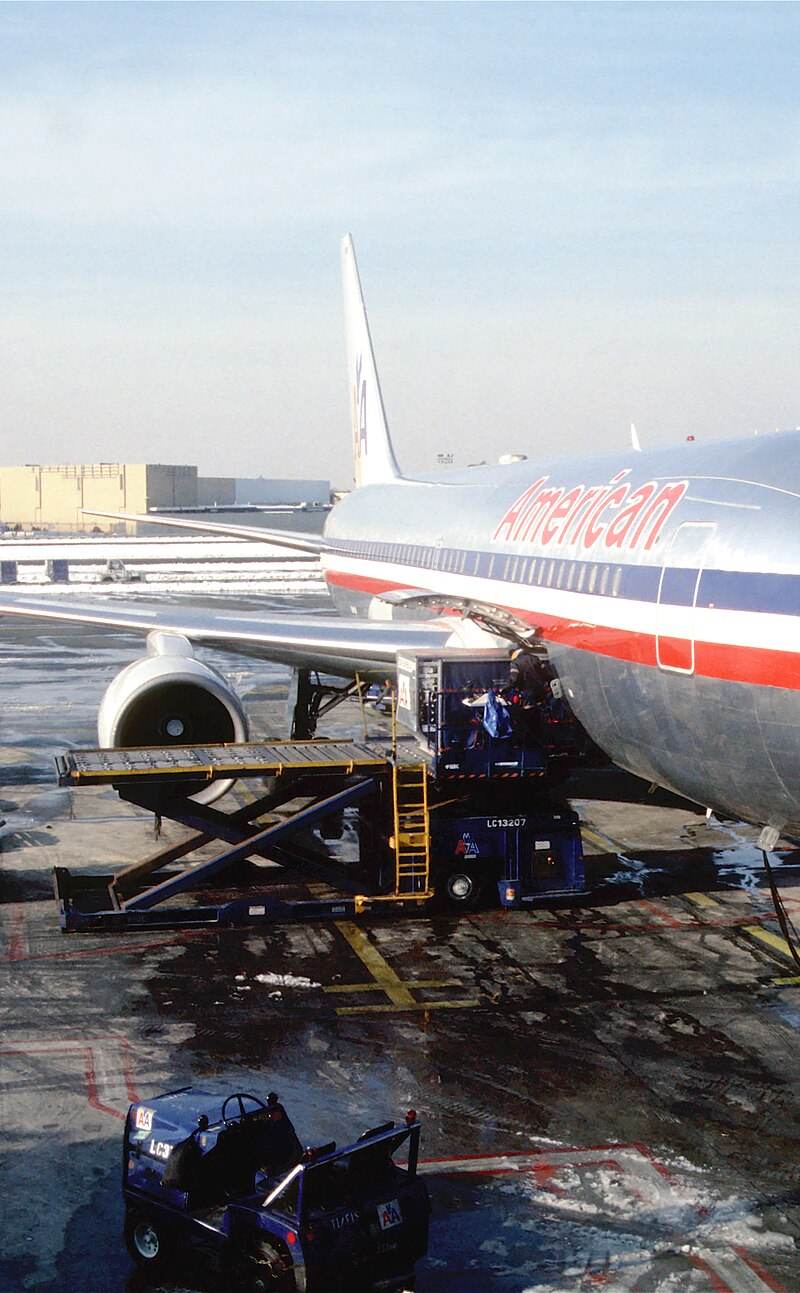 N321AA - Boeing