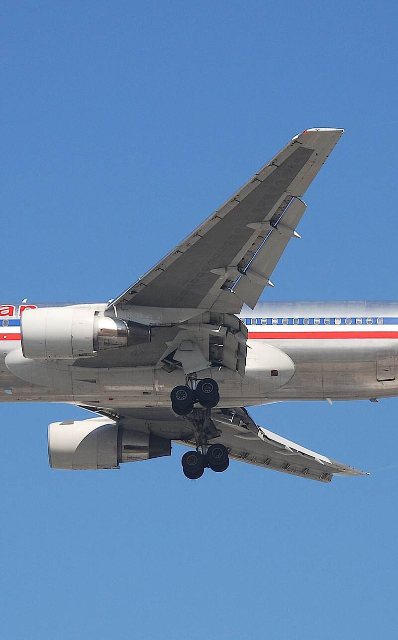 N321AA - Boeing