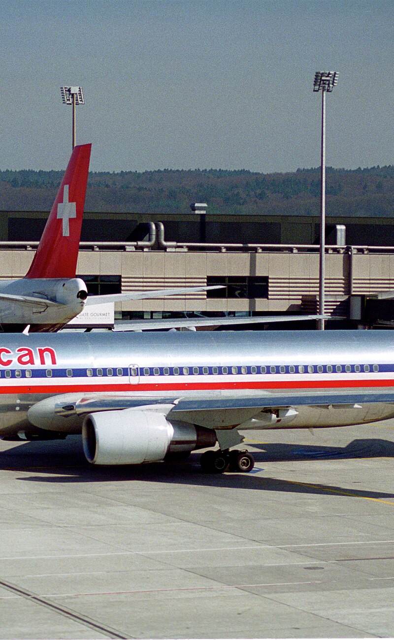 N321AA - Boeing