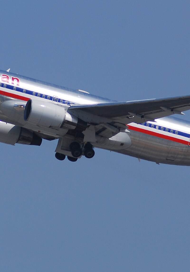 N321AA - Boeing