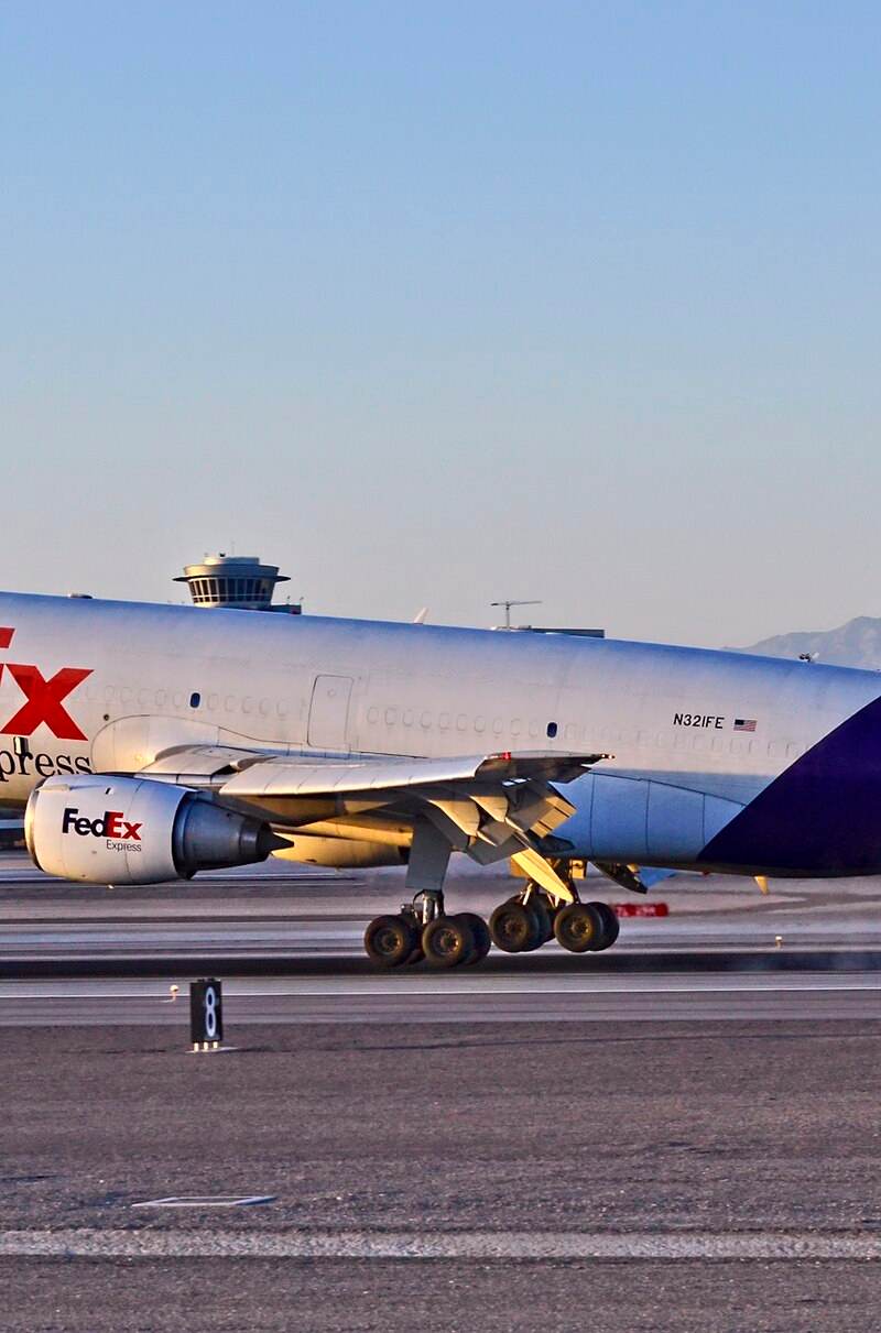 N321FE - Douglas