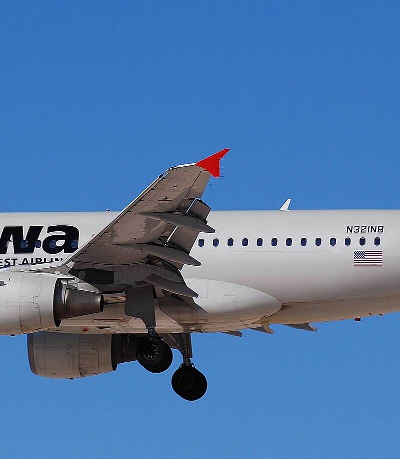 N321NB - Airbus